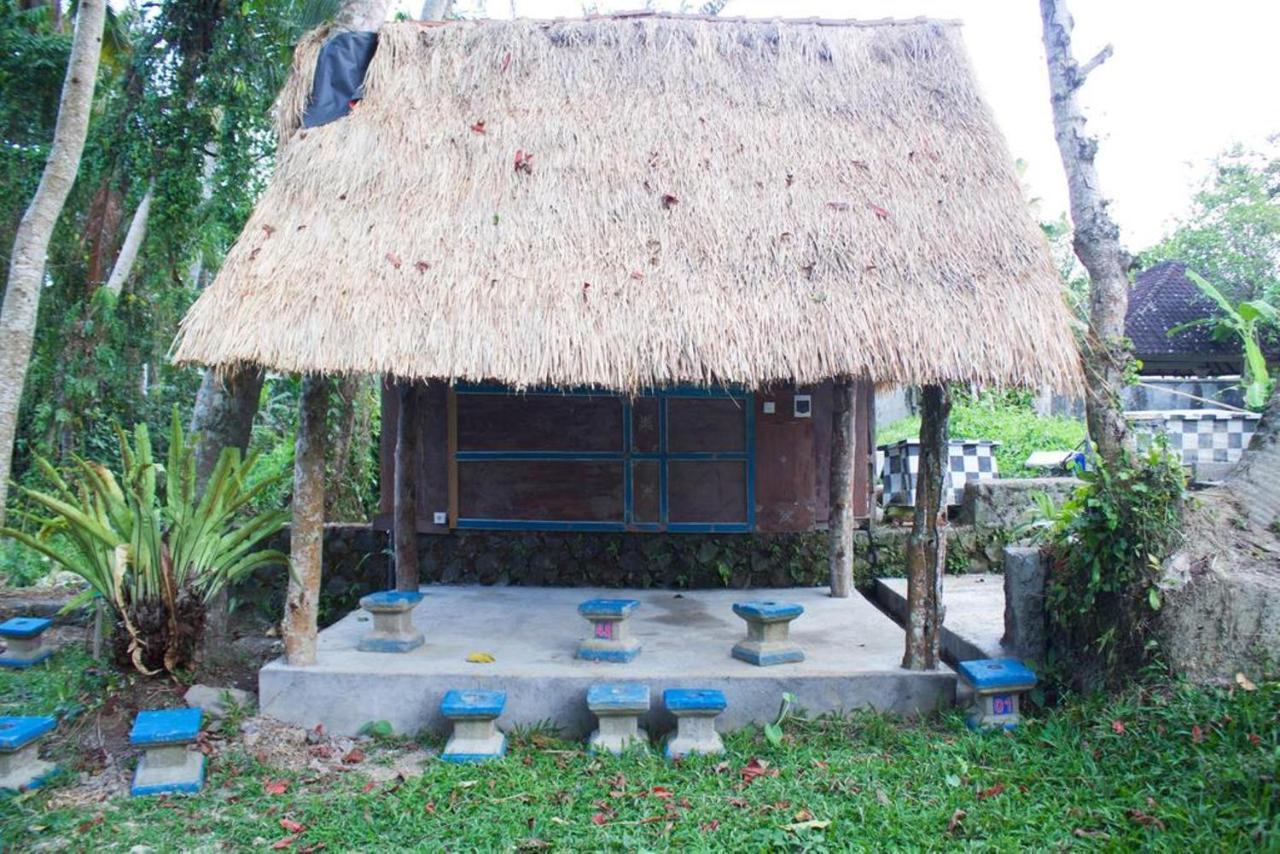 Kishi-Kishi Hotel Ubud  Exterior photo